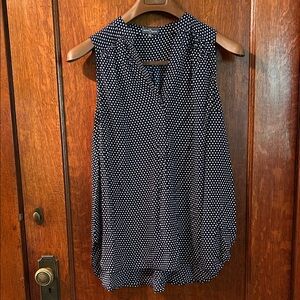 Market & Spruce Navy and White Sleeveless Blouse